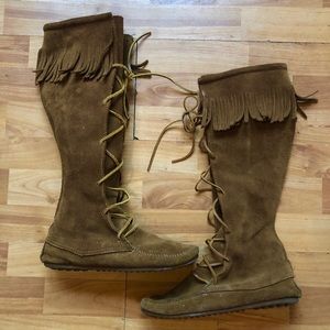 Minnetonka Knee High Lace Up Moccasins